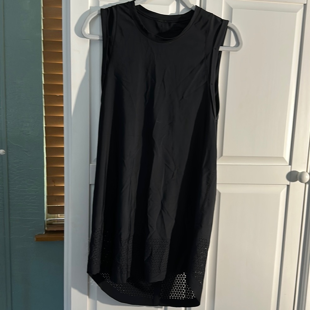 New Lululemon active  wear size M or L New with out tags color black